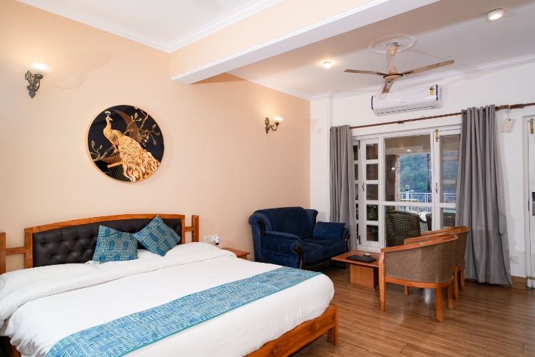 Neelesh Inn